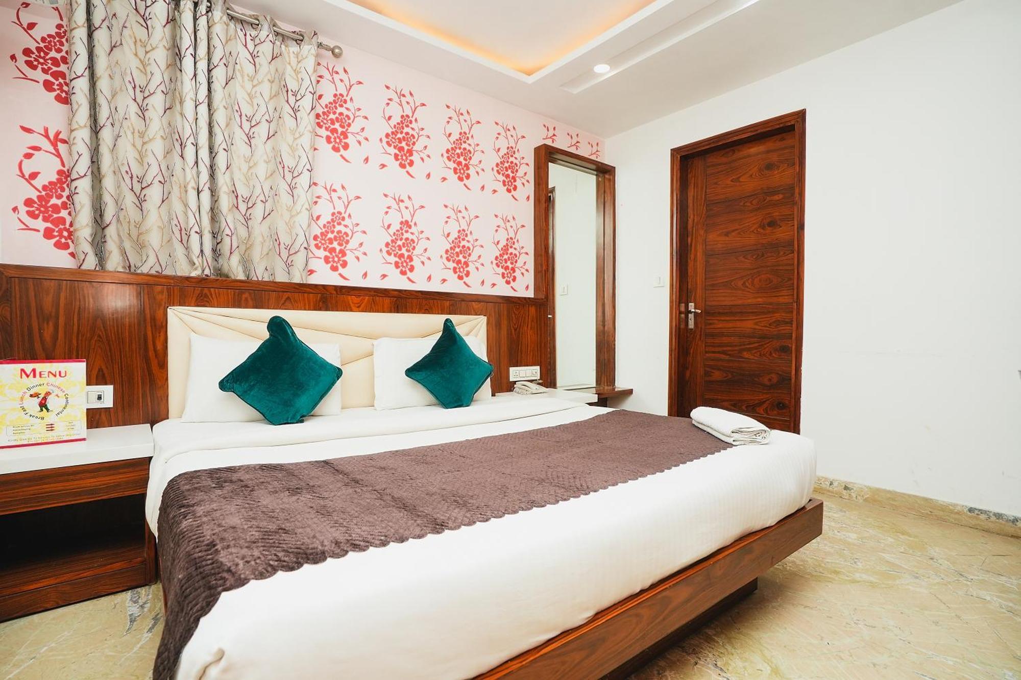 Hotel Kabir Palace Karol Bagh New Delhi Exterior photo