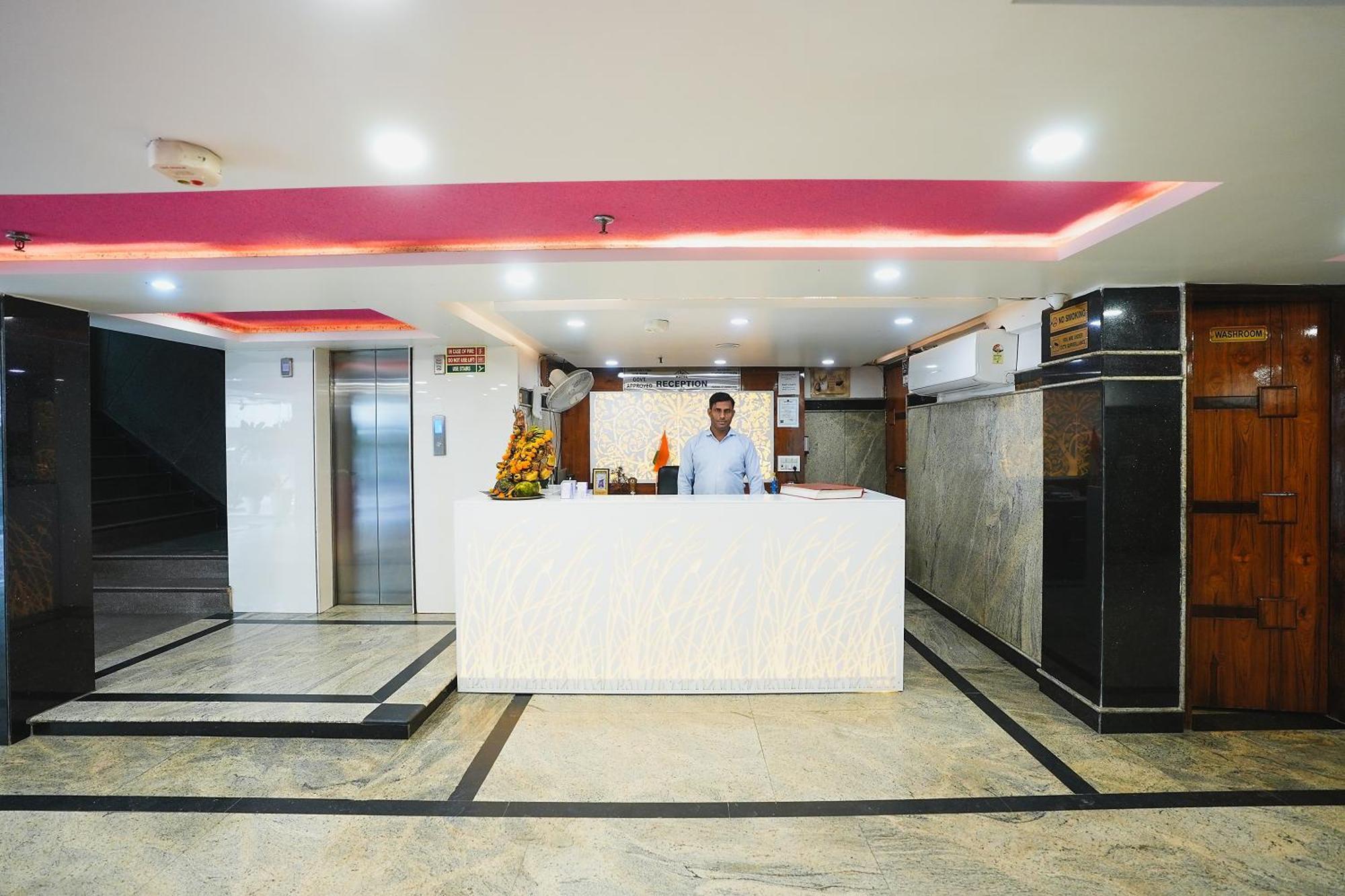 Hotel Kabir Palace Karol Bagh New Delhi Exterior photo